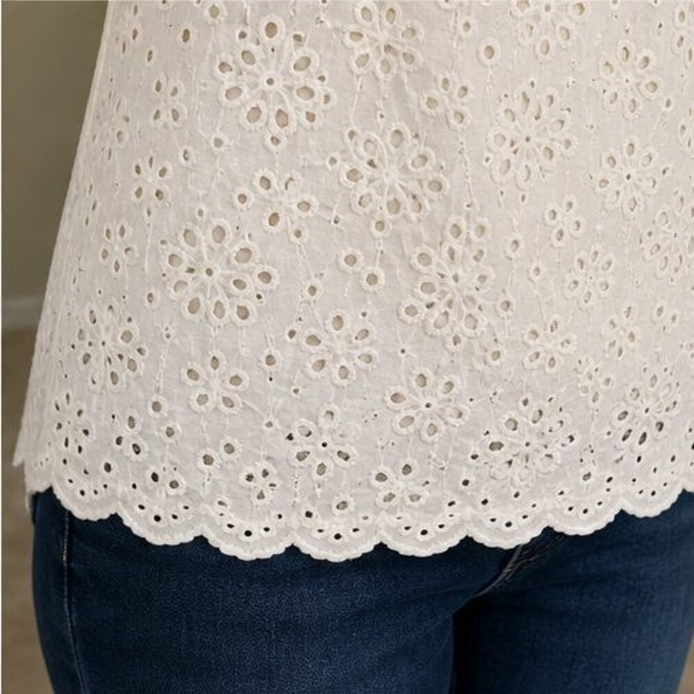 Emerald Ruffle Blouse - Picture 6 of 6